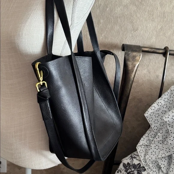 Madewell Black Leather Shoulder Bag - Picture 2 of 4